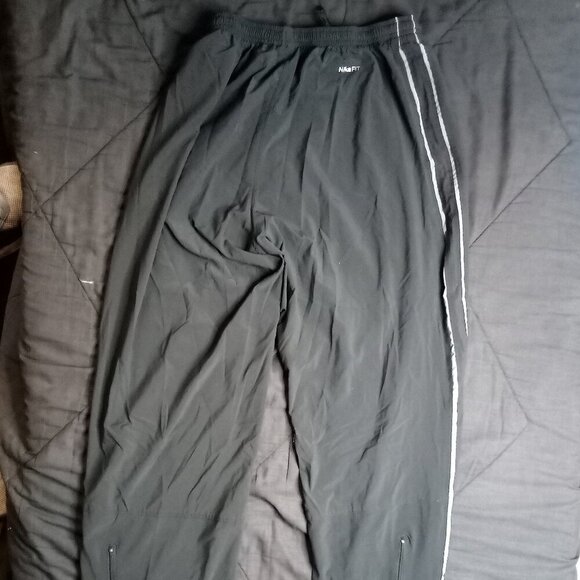 Vintage Nike Fit Dry Striped Wind Pants Joggers Trainers - Picture 7 of 8